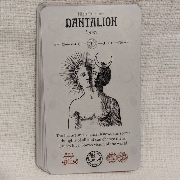 Occult Tarot - Picture 13 of 14